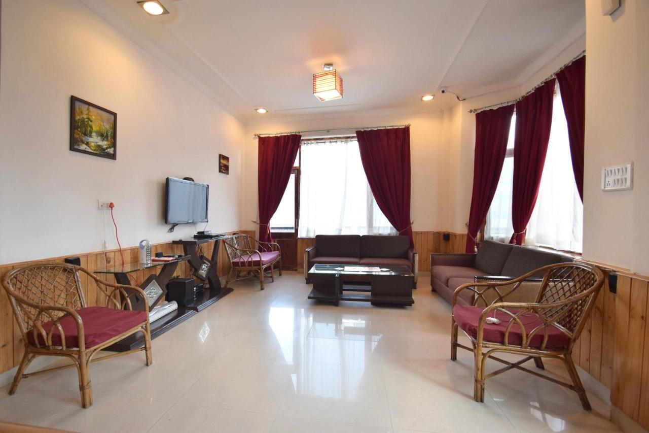 Oyo 11580 6Th Element Cottage Маналі Екстер'єр фото